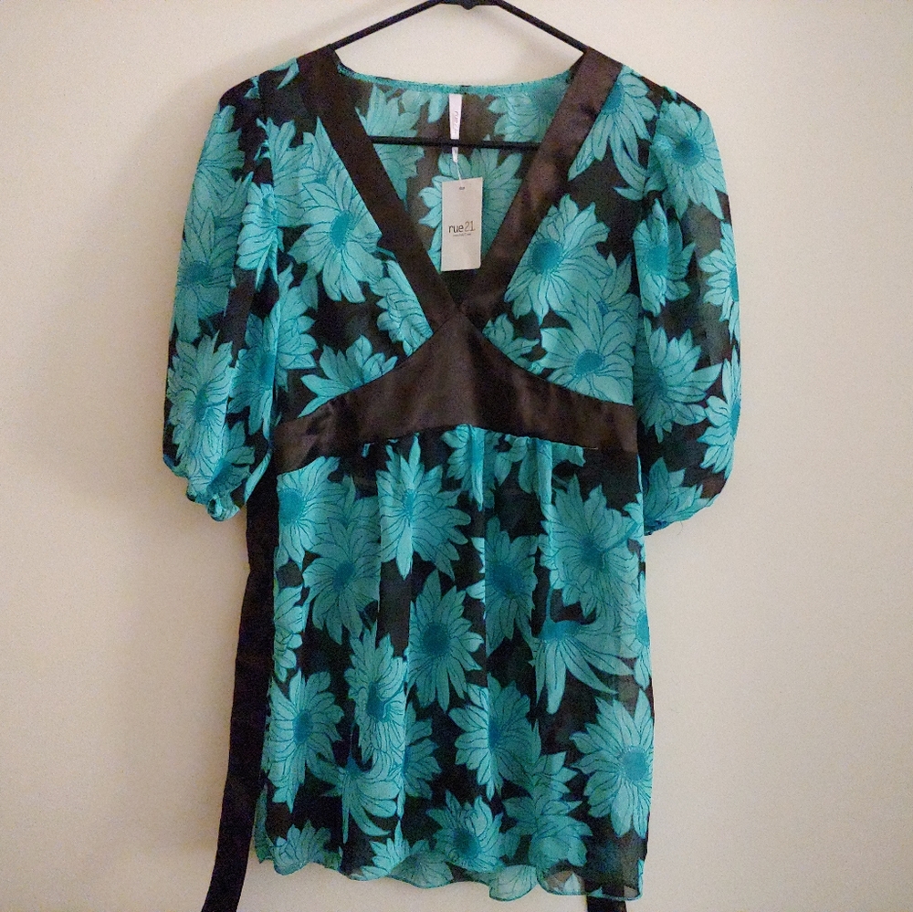 NWT Blue and Black Chiffon Tie Back Top